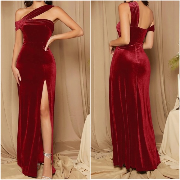 Luxurious One Shoulder Velvet Evening Wedding Formal Maxi Dress - Picture 2 of 8